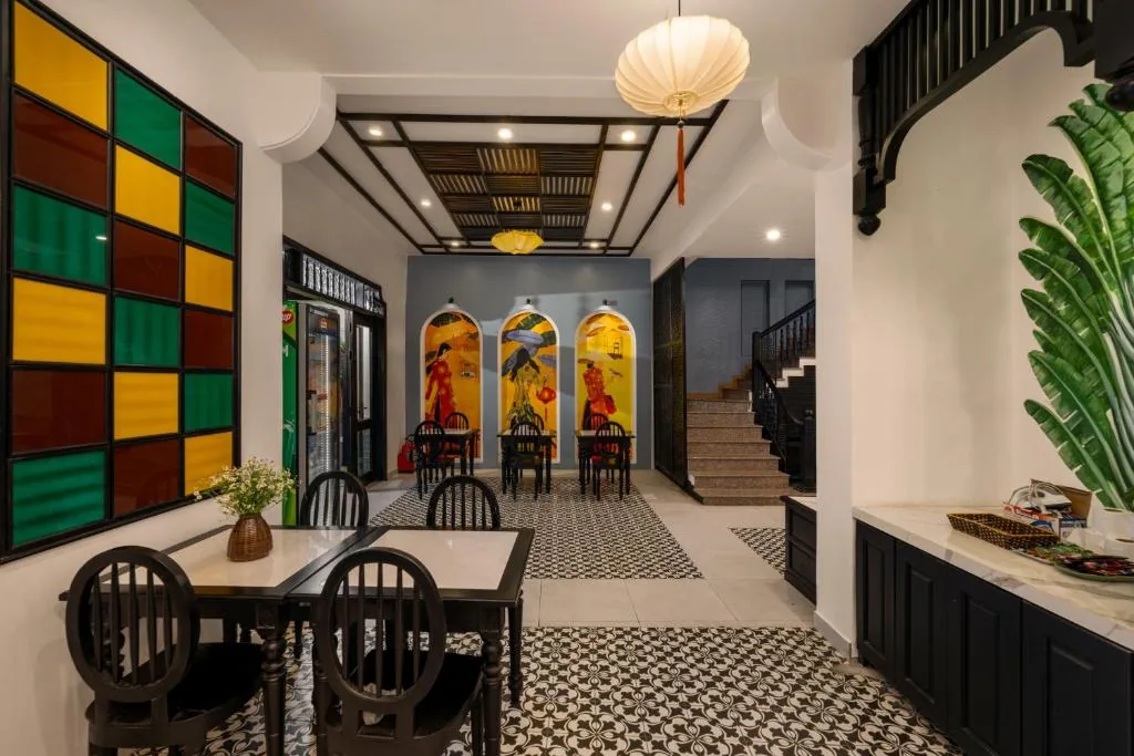 Old Town Hotel — photo 11